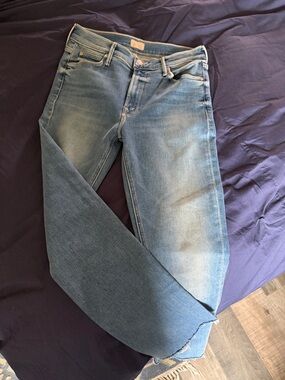 MOTHER NWOT Midnight Dazzler Mid-Rise Ankle Fray in “Riding the Cliffside” Wash.